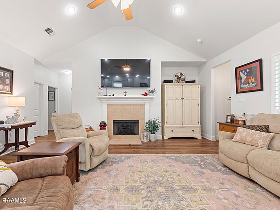 5th image of 106 Franklin Ln