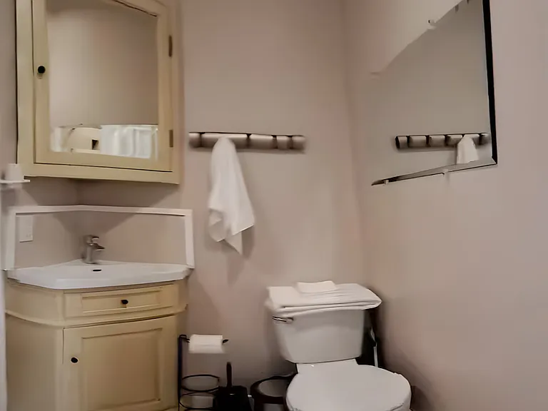 72 Grove St #202 — Photo 16