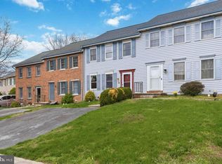14 Cranfield Ct, Elizabethtown, PA