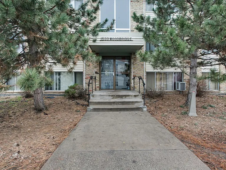 Woodbridge Terrace Apartments — Photo 4