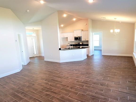 5th image of 1202 NW 27th Ave