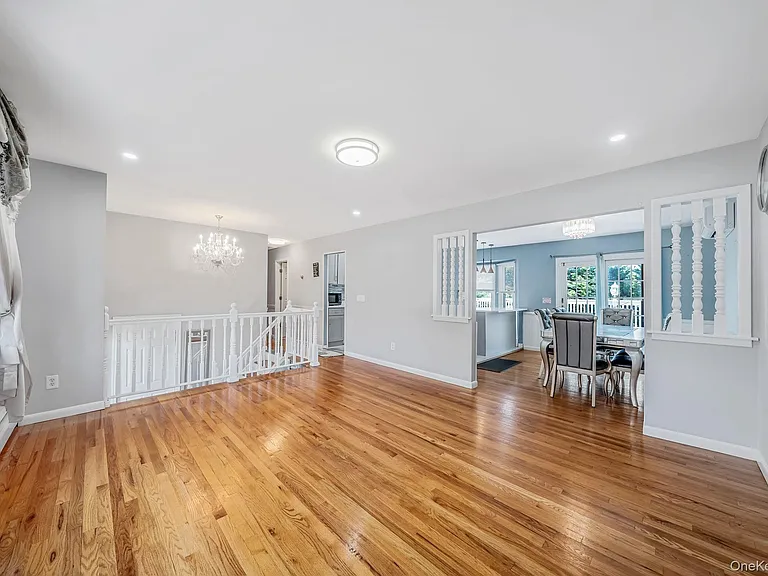309 Sunrise Dr — Photo 16