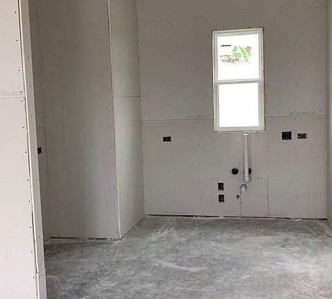 5th image of 117 Switch Grass St