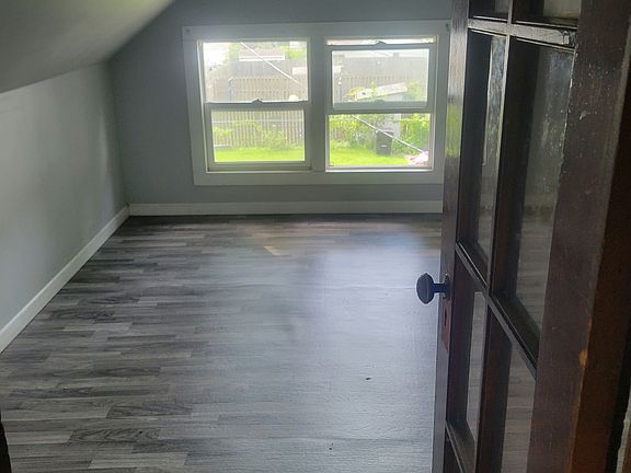 3rd image of 733-737 N H St #4