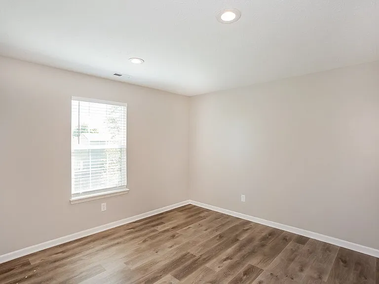 4905 Fields Blvd — Photo 14