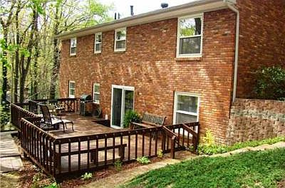 4th image of 1614 Woodvale Dr
