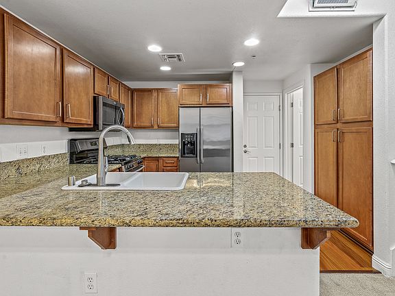 4th image of 4800 Westlake Pkwy Unit 1405