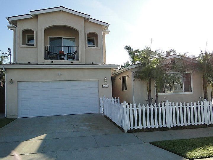 1st image of 3869 Armstrong St