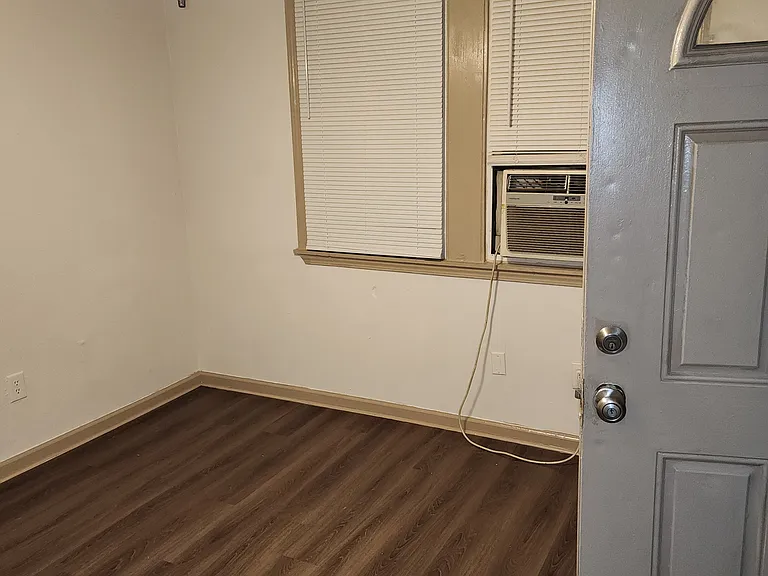 3622 Buchanan St — Photo 12