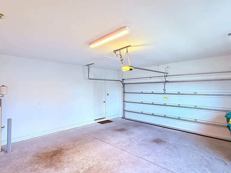 1102 S Victoria Hills Dr S — Photo 34