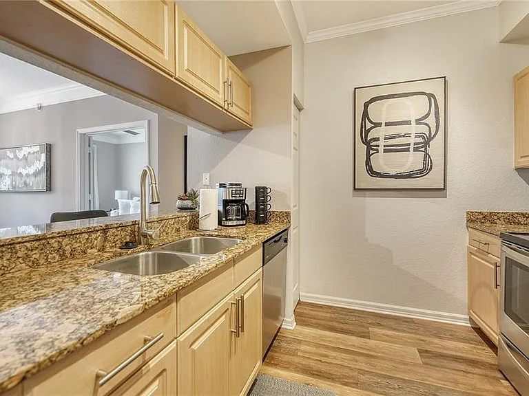 1064 N Tamiami Trl #1522 — Photo 11