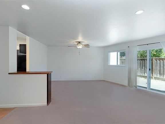 4th image of 618 McKenzie Ave