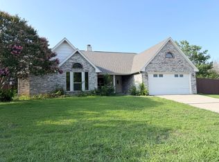 3308 Meadowview Dr, Corinth, TX 76210