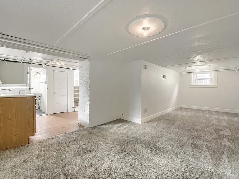 2727 Perry St — Photo 22