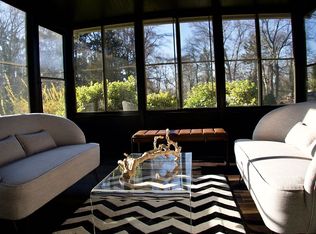 23 Bluebird Ln, Huntington, NY 11743