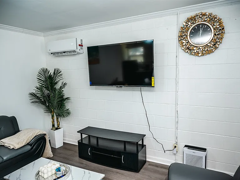 9848 Buncome Rd #2 — Photo 5