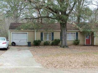 3256 Oak Forest Dr, Jackson, MS 39212