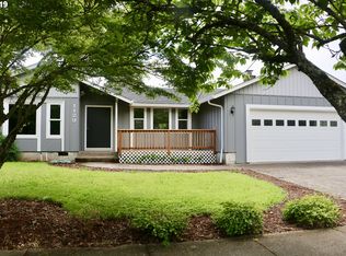 1129 R St, Springfield, OR 97477