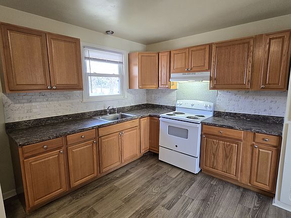4th image of 3801 Walmsley Blvd