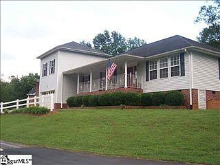 1st image of 233 Courtney Cir