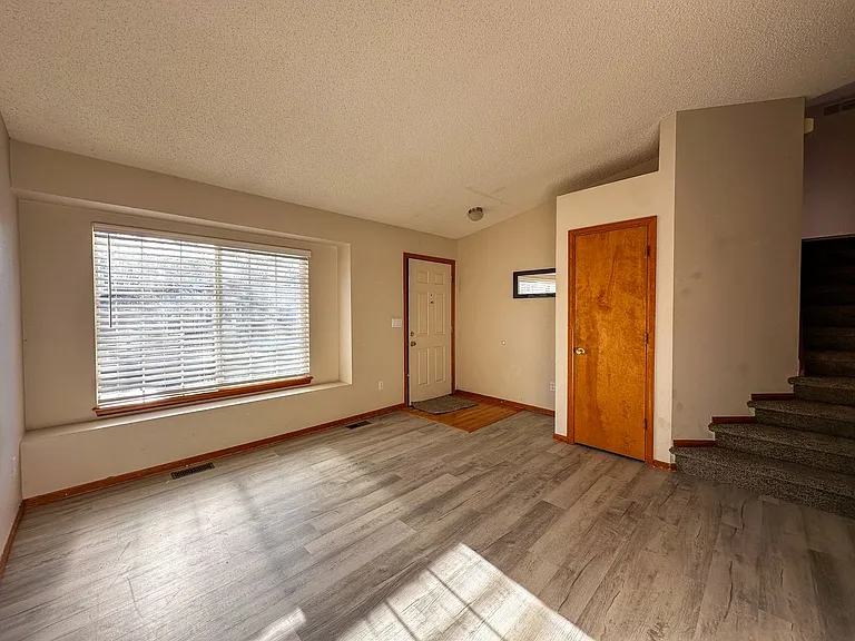 10880 Acadia Pl — Photo 8