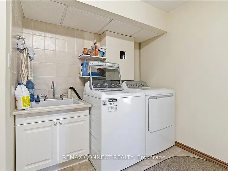4 Sunrise Ct — Photo 24