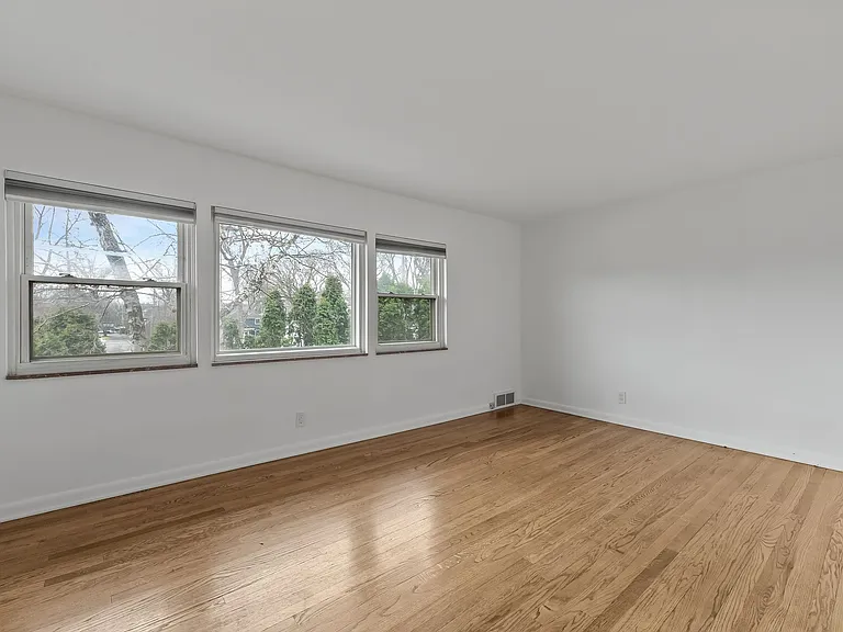 Putney Townhomes — Photo 13