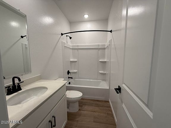 5th image of 9534 W LUXTON Lane