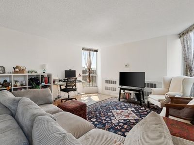 44 Washington St APT 917, Brookline, MA, 02445