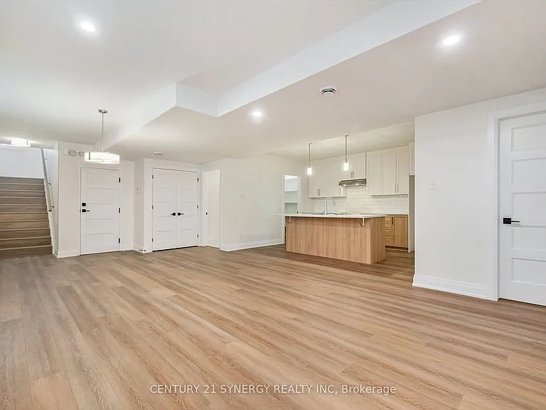 261 Argile St #B — Photo 10