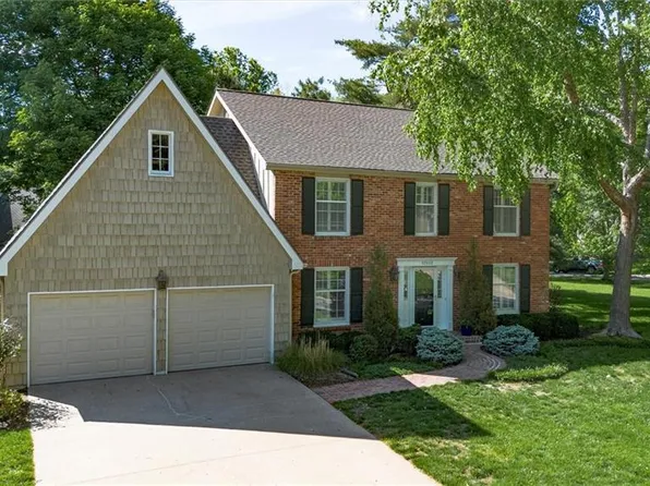 12502 W 81st Ter, Lenexa, KS 66215