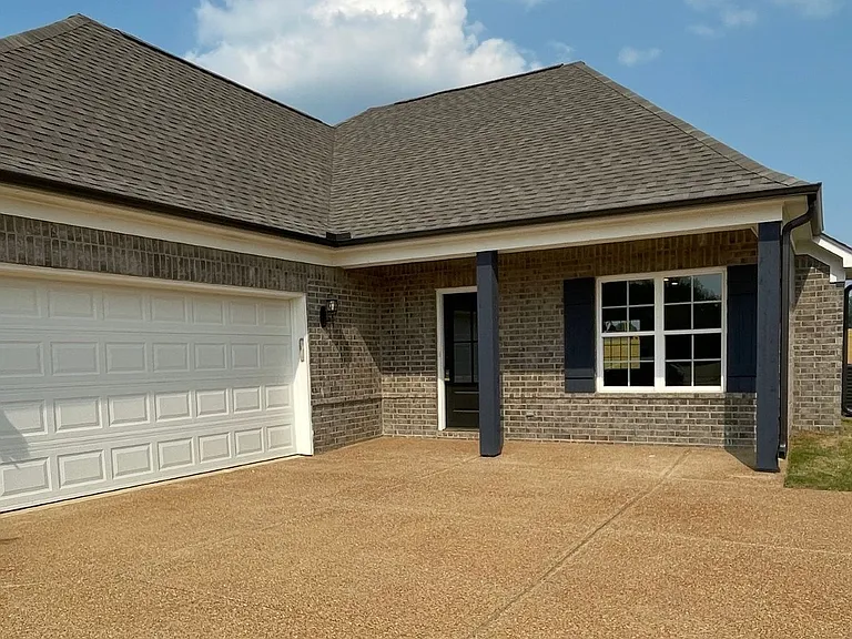 6390 Jameson Cv — Photo 2