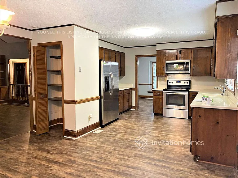 6101 Storehouse Rd — Photo 9