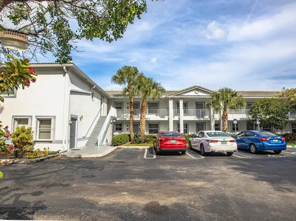 9013 NW 38th Dr APT 207, Coral Springs, FL 33065