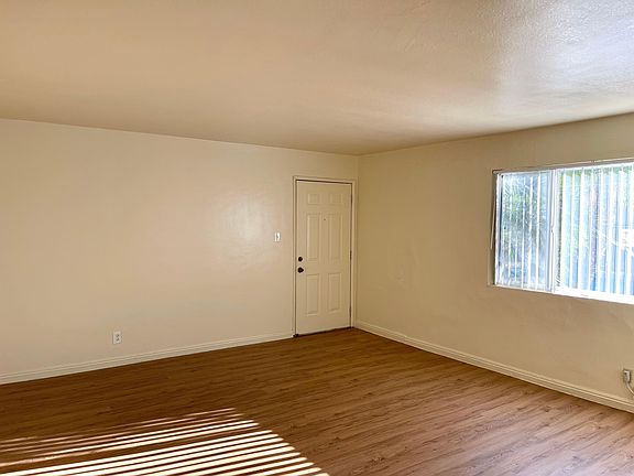 2nd image of 4830 Canoga St APT A