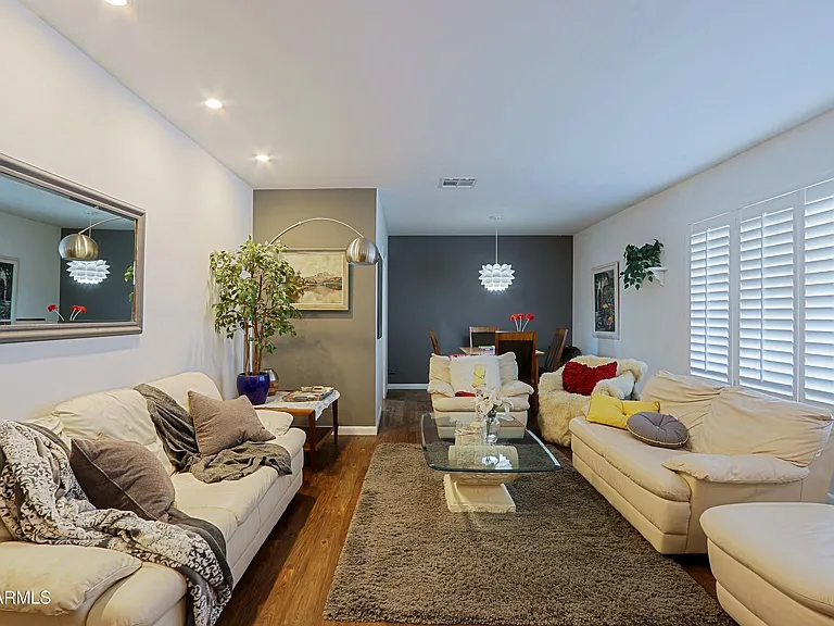 4645 E Windsor Ave — Photo 6