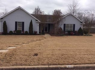 501 Hunters Ridge Dr, Jonesboro, AR 72404