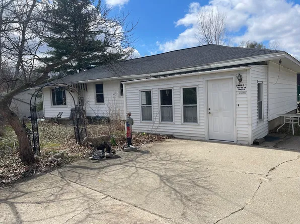 5024 S M 37 Hwy, Hastings, MI 49058