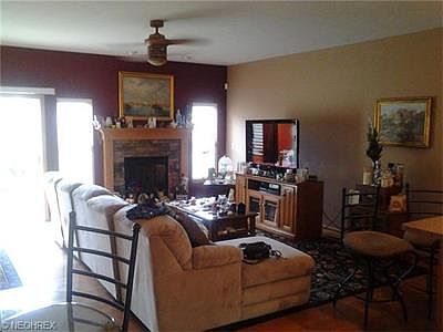 2nd image of 1613 Par Dr #29