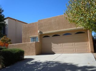 93 Carson Valley Way, Santa Fe, NM 87508