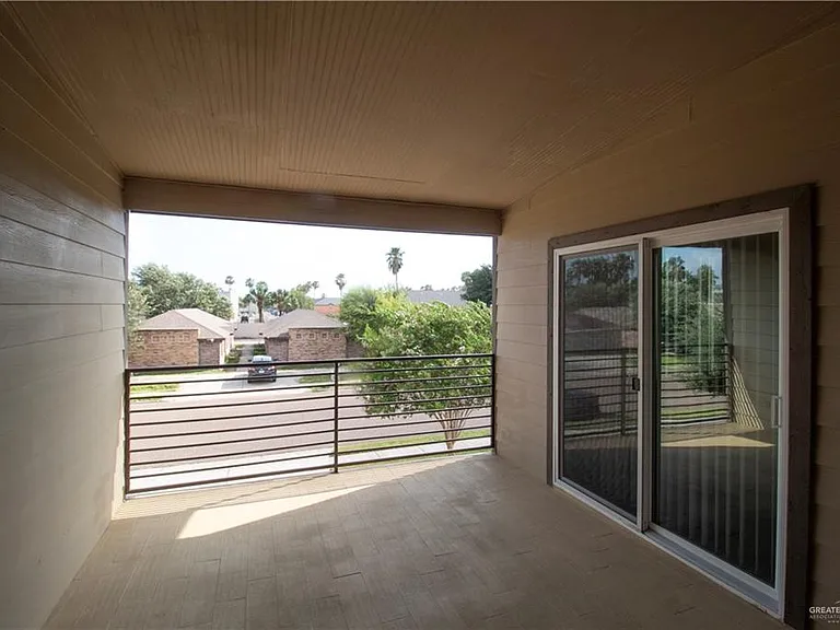 1000 E Daffodil Ave #1 — Photo 18
