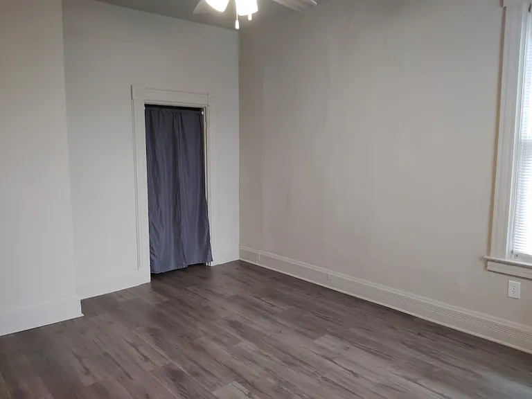 956 East Ave #4 — Photo 8