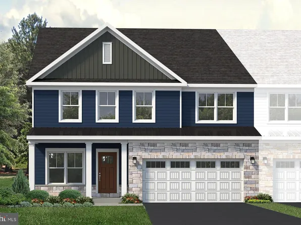 185 Aeropointe Ln, State College, PA 16803