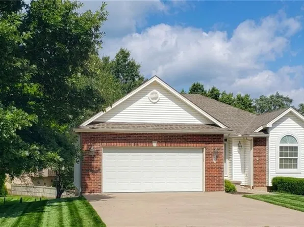 7823 N Liberty St, Kansas City, MO 64118