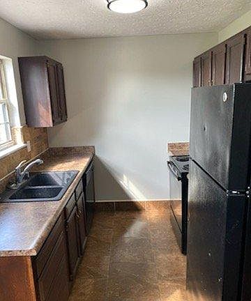 4th image of 182 S Killarney Ln APT 2