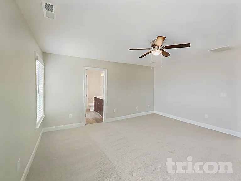 834 Lakemont Dr — Photo 8