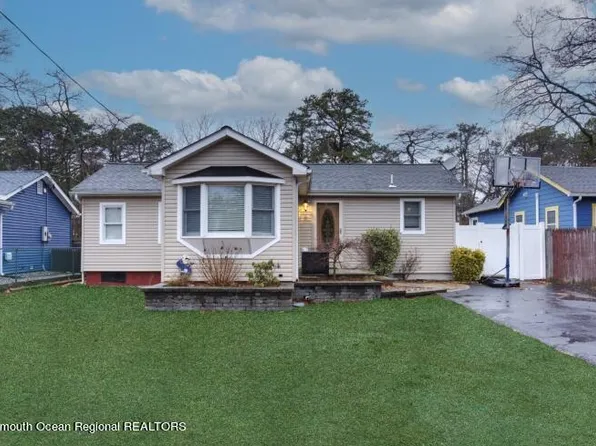 84 Woodland Drive, Brick, NJ 08723