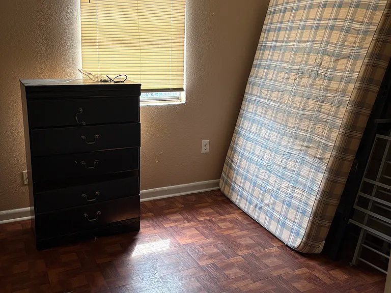 6633 Rue Louis Phillipe — Photo 12