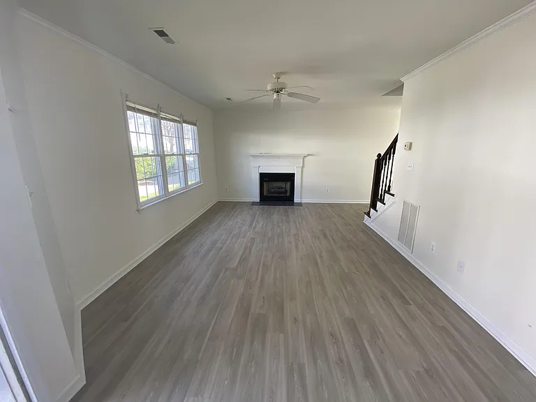 3806 D1 Sterling Pointe Dr #1 — Photo 1