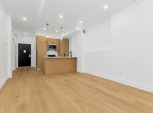 19 Saint Marks Pl APT 4H, New York, NY 10003